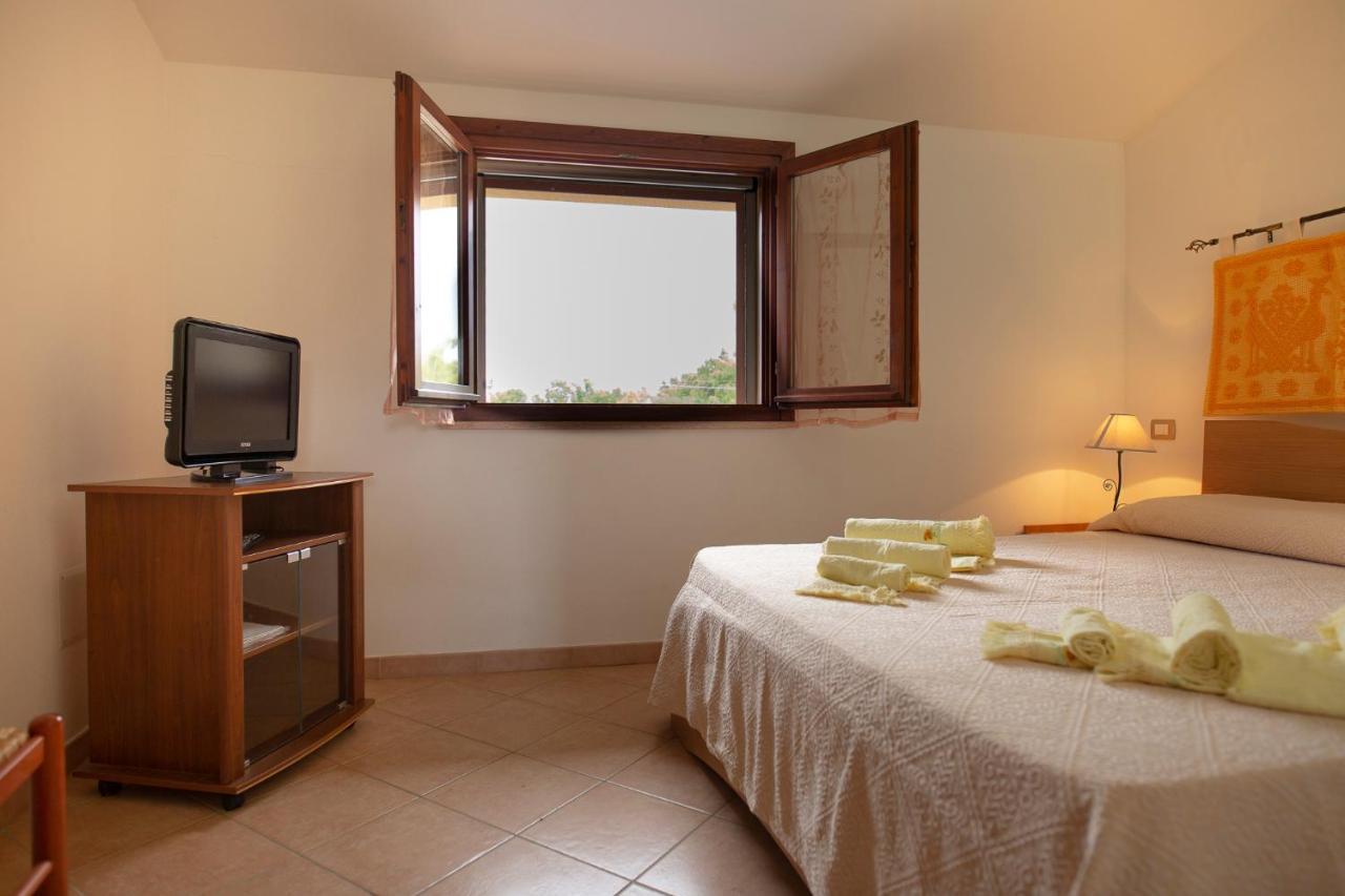 Agriturismo I Doni Del Mandorlo Alghero Exterior foto